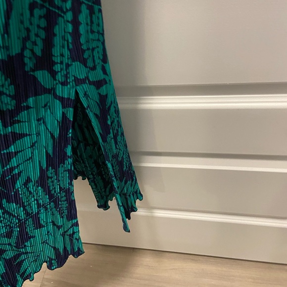 Banana Republic Maxi Dress Size Small EUC - Picture 5 of 10